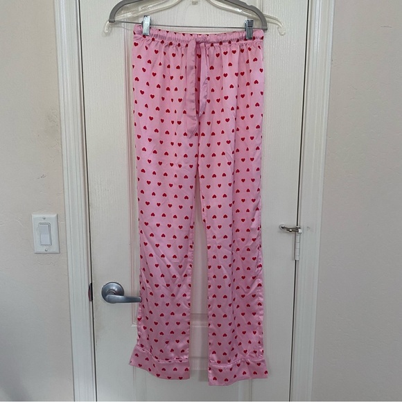 Valentines pajamas set with heart pattern - Picture 6 of 8